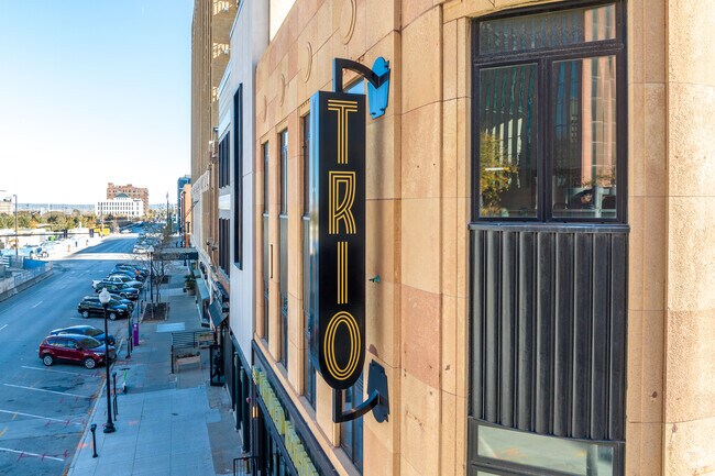 Building Photo - The Trio