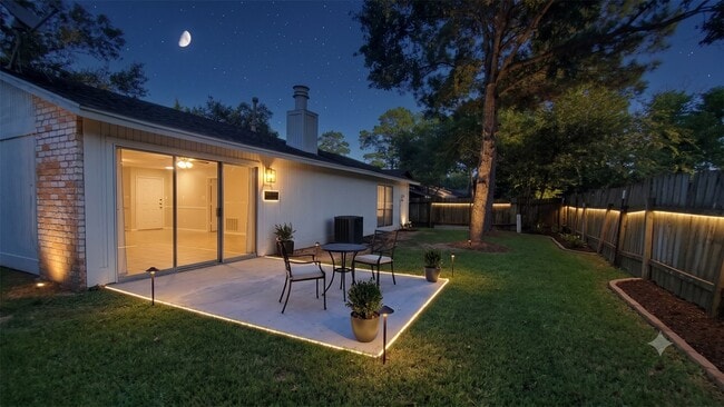 Building Photo - 14419 Cypress Leaf Dr