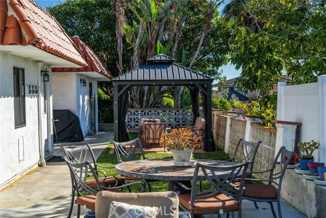 Building Photo - 307 E Avenida Cordoba