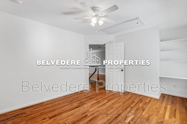 Building Photo - 1403 Regents Park Ln