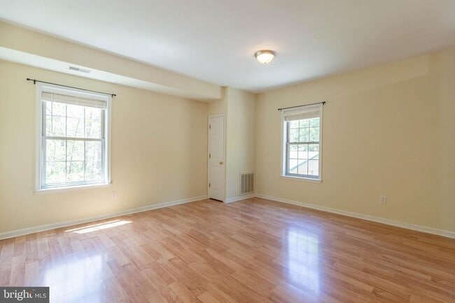 Building Photo - 4282 Swinging Bridge Rd