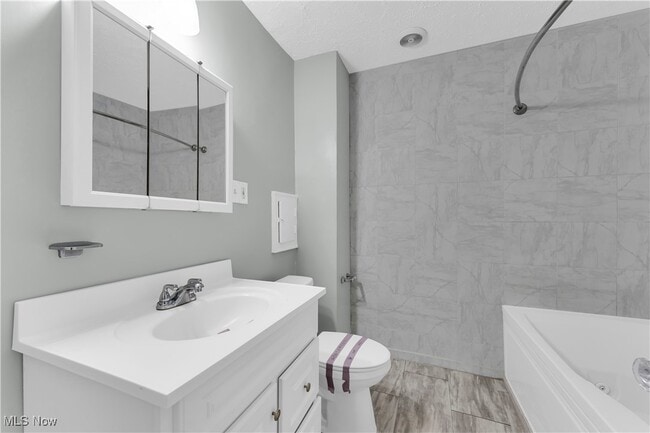 Building Photo - 961 Montford Rd