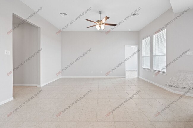 Building Photo - 2221 Chia Ct