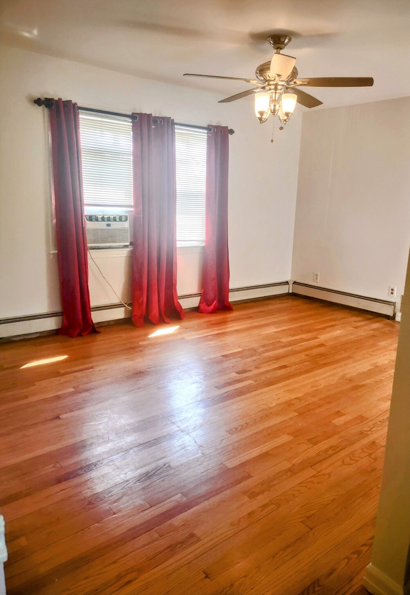 Living Room - 11 Jefferson St