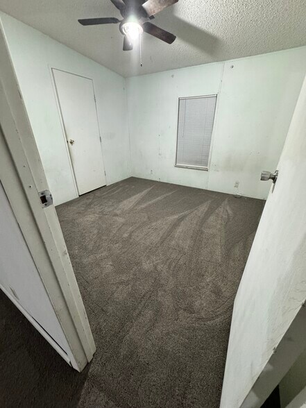 Building Photo - 7610 Plumwood Dr