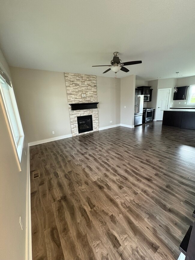 Building Photo - 16314 Springbrook Trl