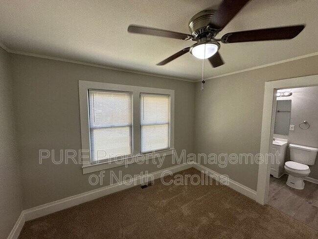 Building Photo - 111 Hillcrest Dr