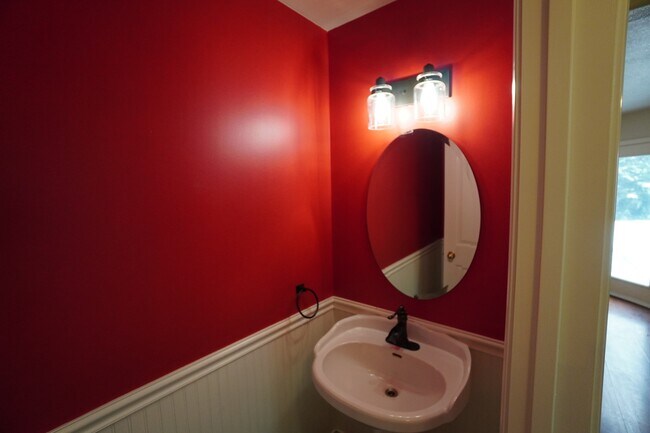 Building Photo - 4764 N Eugene St