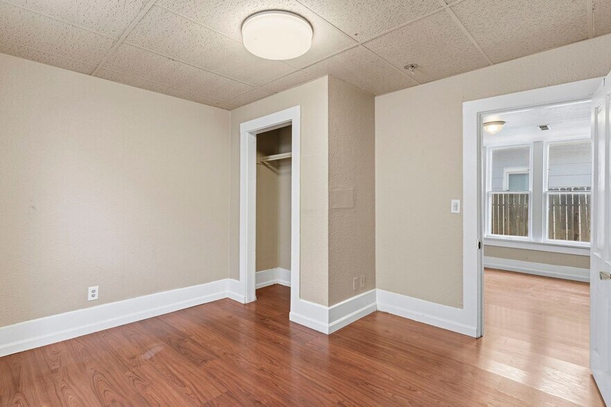 Building Photo - 312 N 24th St