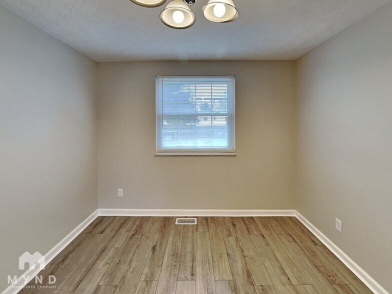 Building Photo - 1224 Hanson St