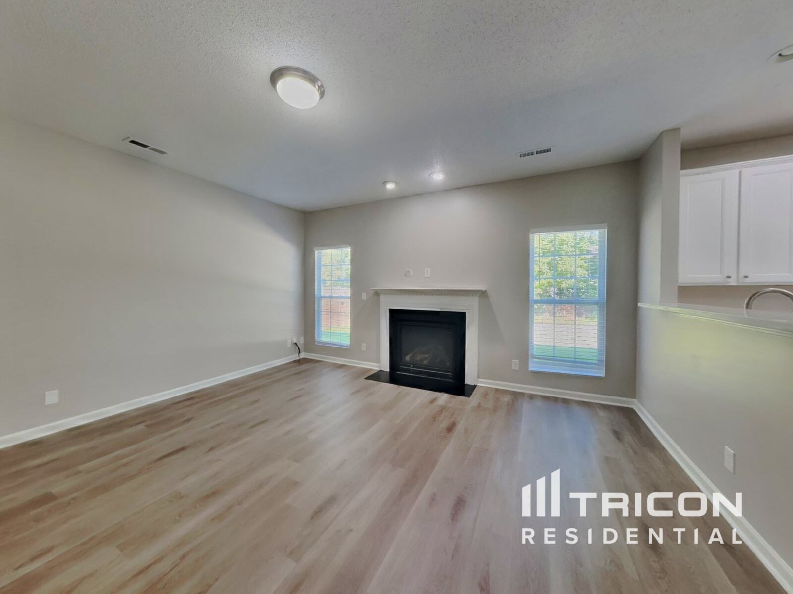 Building Photo - 3681 McGinty Dr