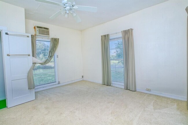 Building Photo - 3952 Tin Top Rd