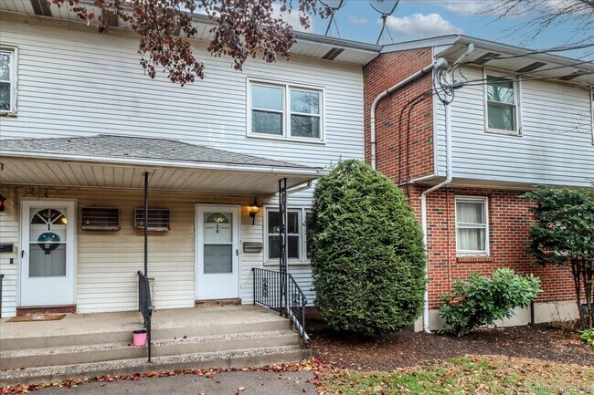 Building Photo - 115 Kensington Ave