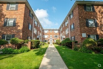 Building Photo - 42 S Waiola Ave