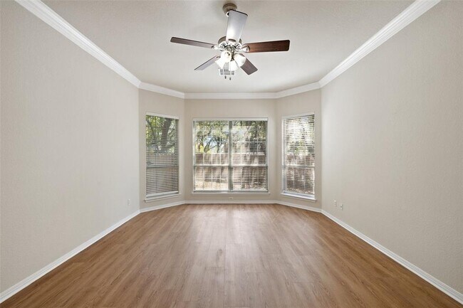 Building Photo - 11505 Leon Grande Cove