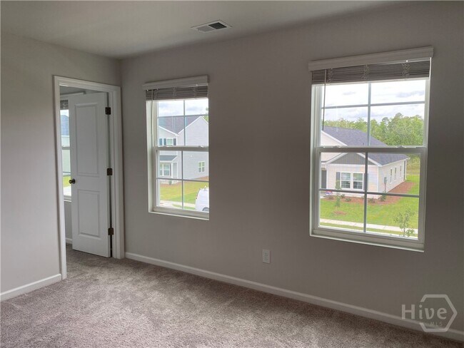 Building Photo - 105 Stillhouse Dr