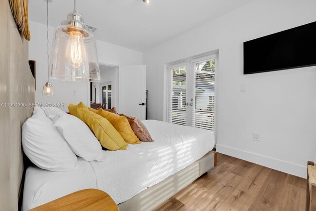 Building Photo - 901 NW 7th Street Rd