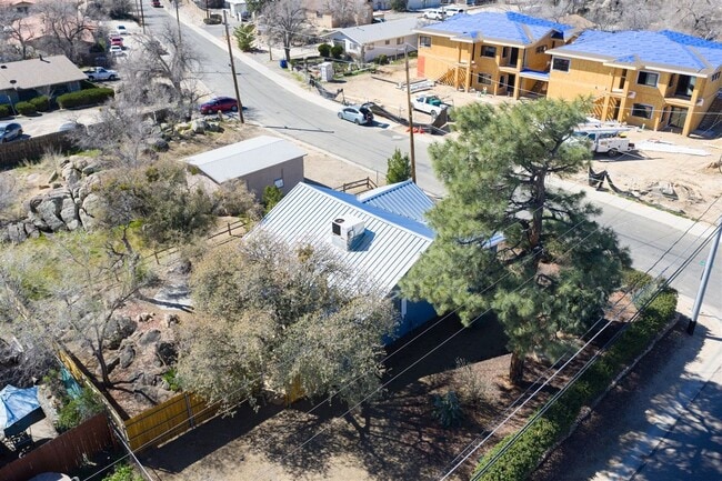 Building Photo - 2 Bedroom 1 Bath Single Family Home in Prescott