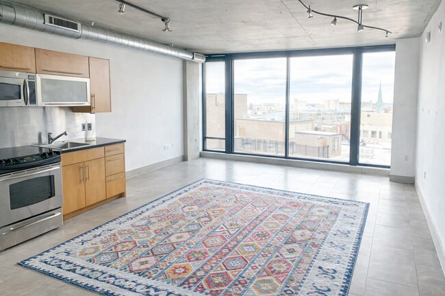 Building Photo - Studio Condo with Fantastic View, High-End Appliances, Wide Windows, Gorgeous Flooring, Amazing A...