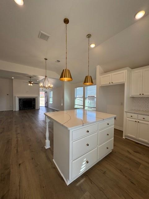 Building Photo - 253 Park Ln