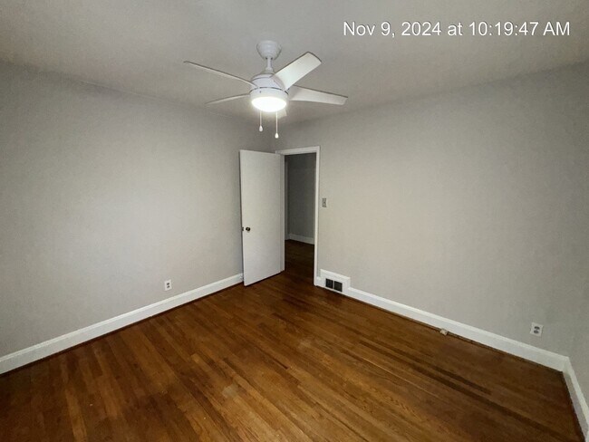 Building Photo - 1429 Pine Valley Loop