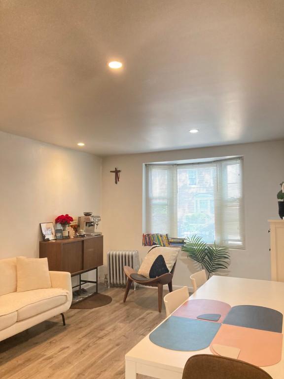 Building Photo - 2 bedroom in SUNNYSIDE NY 11104
