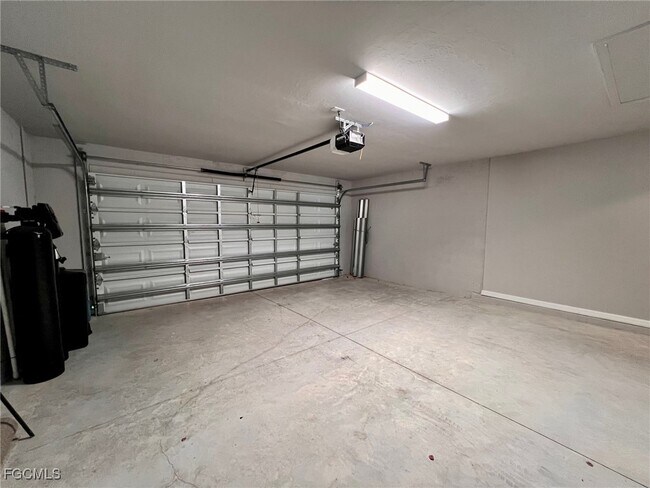 Building Photo - 2609 59th St W