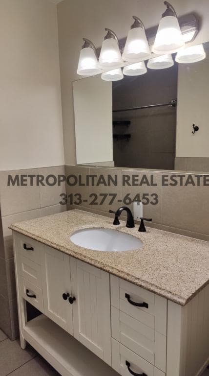 Building Photo - 6973 Chirrewa St