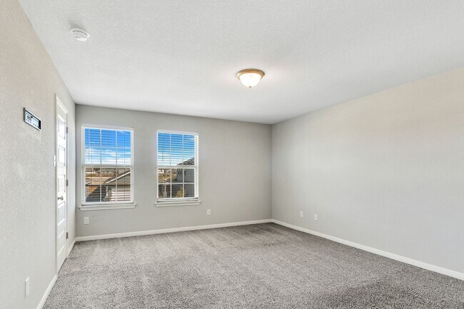 Building Photo - 227 Kellys Heroes Wy