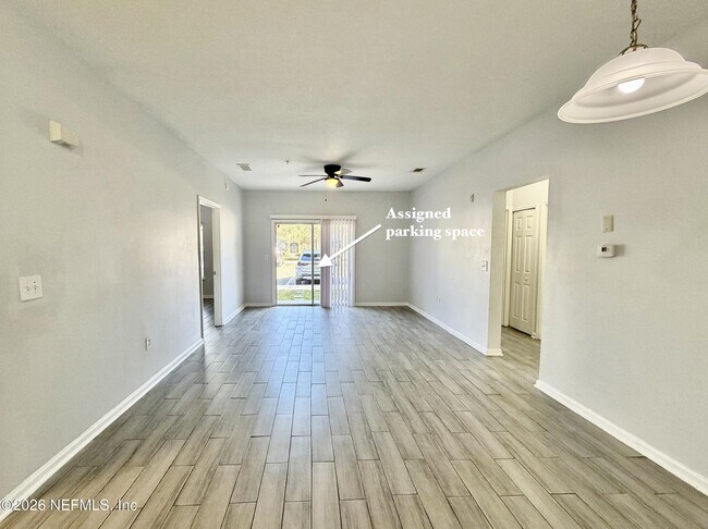 Building Photo - 6880 Skaff Ave