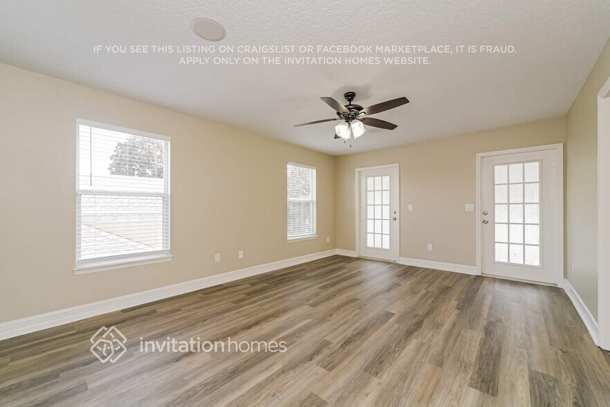 Building Photo - 3315 Bracken Fern Dr