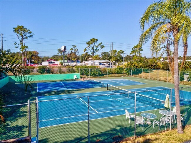 Building Photo - 2577 Dolly Bay Dr