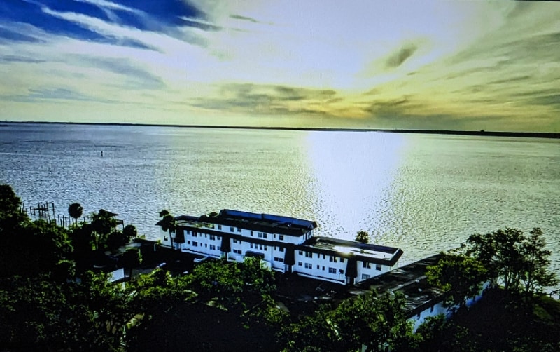 Primary Photo - 1660 River Rd