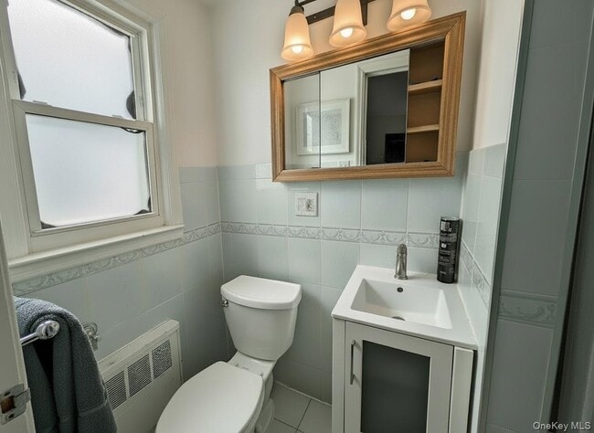 Building Photo - 525 E Olive St