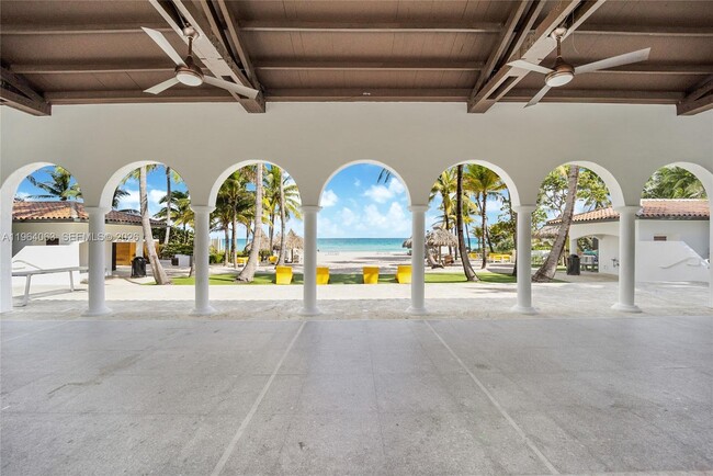 Building Photo - 278 S Island Rd