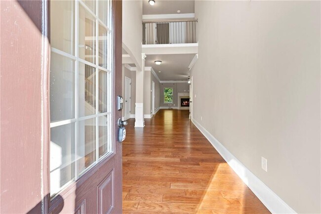 Building Photo - 5290 Clingman Ct