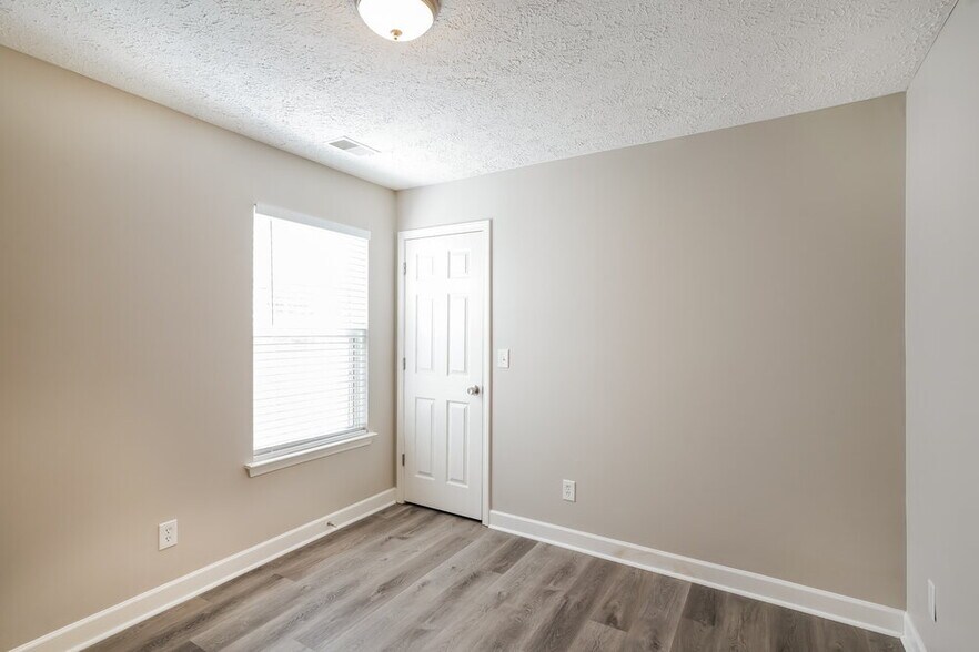Building Photo - 3293 Cain Harbor Dr