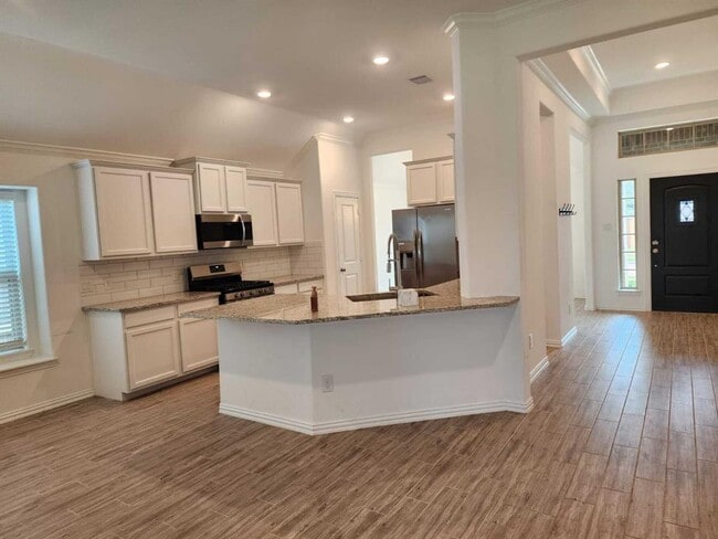 Building Photo - 13003 Hydeland Dr
