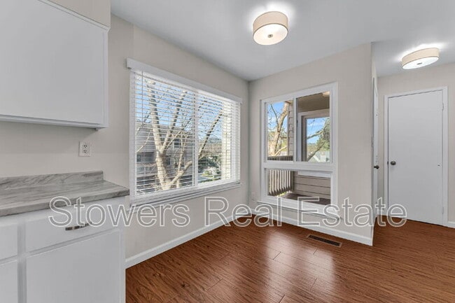 Building Photo - 503 Woodminster Dr