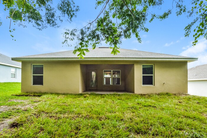 Building Photo - 706 Chelsea Ave