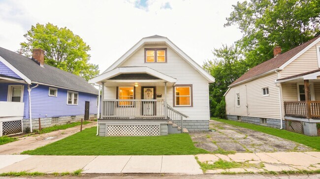 Building Photo - 13205 Horner Ave