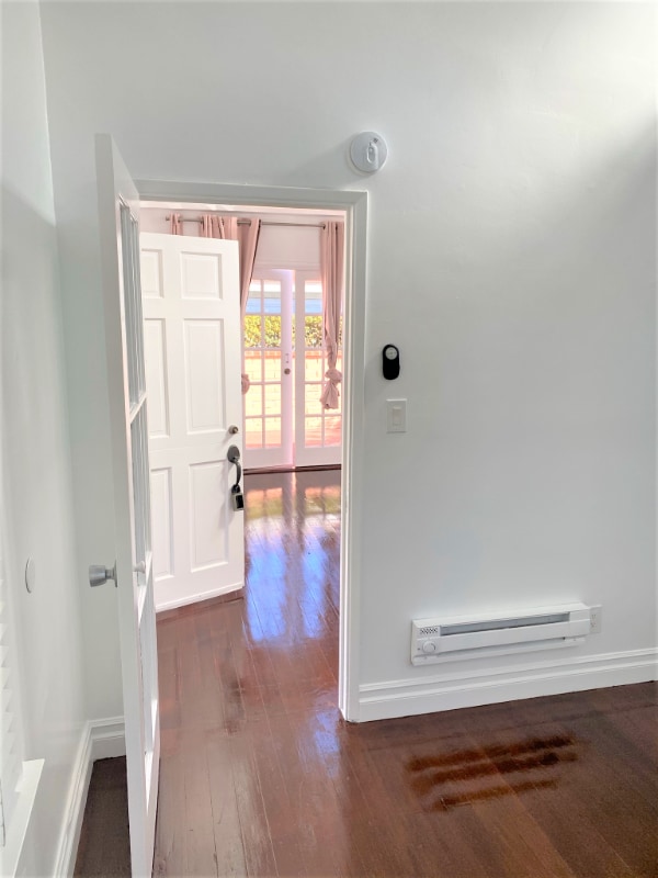 Building Photo - 273 Lower Cliff Dr