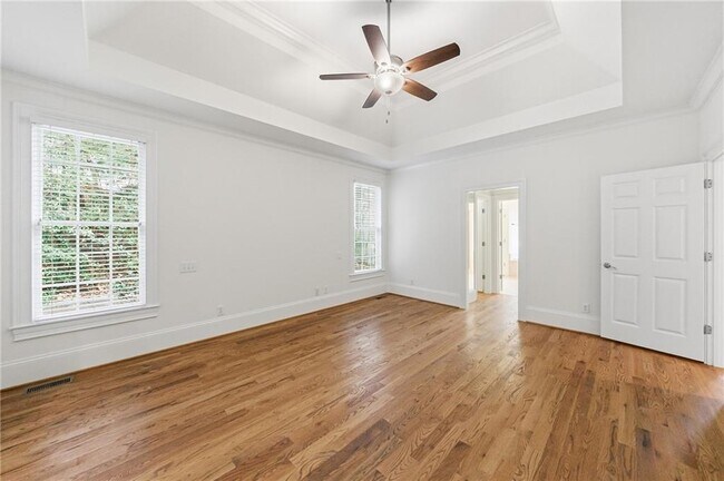 Building Photo - 125 River N Cir