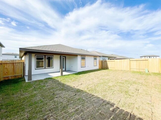 Building Photo - 18815 Oswin Haven Ln