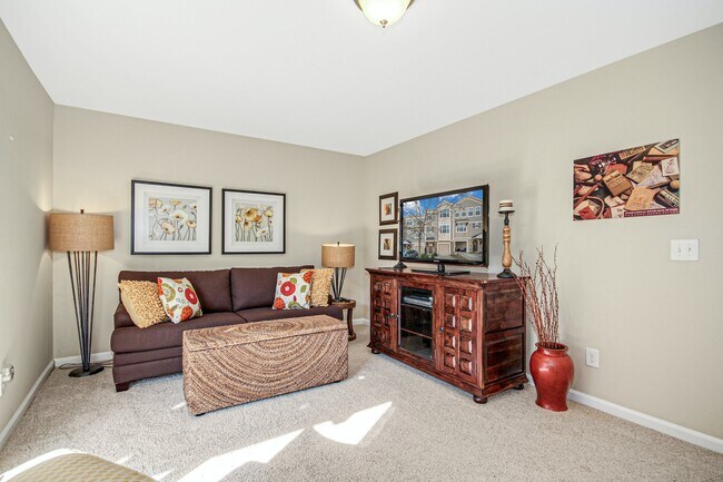 Building Photo - 4 Prairie View Ct