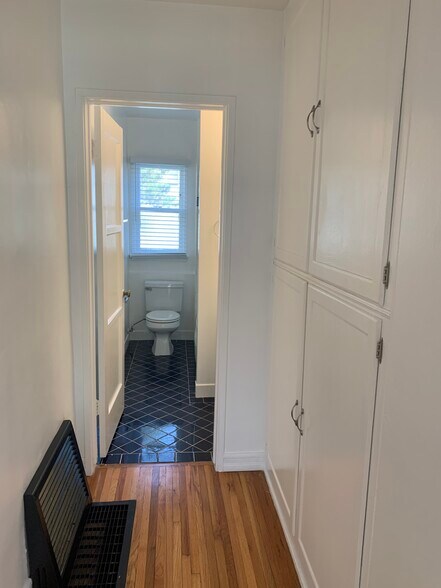 Building Photo - 1250 Franklin St