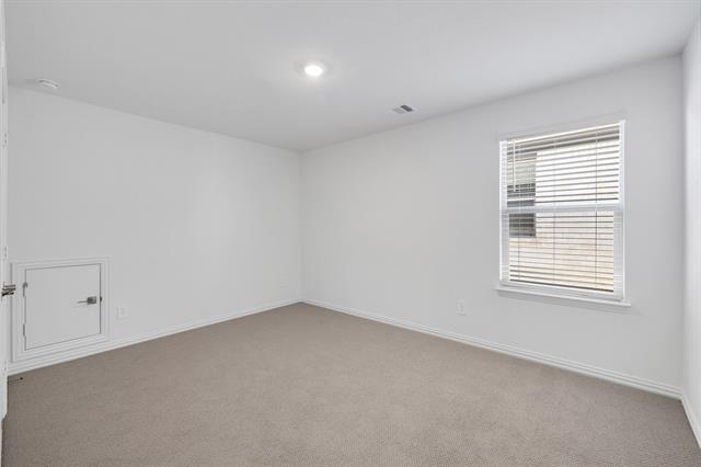 Building Photo - 2408 Acadia Dr