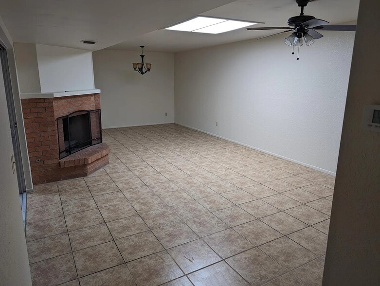Living Room - 8351 E Hazeltine Ln