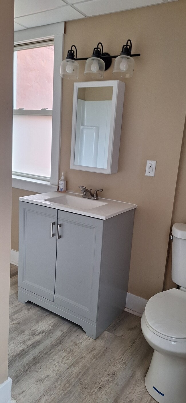 Building Photo - 509 S Main St