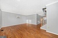 Building Photo - 6237 N Steamboat Way